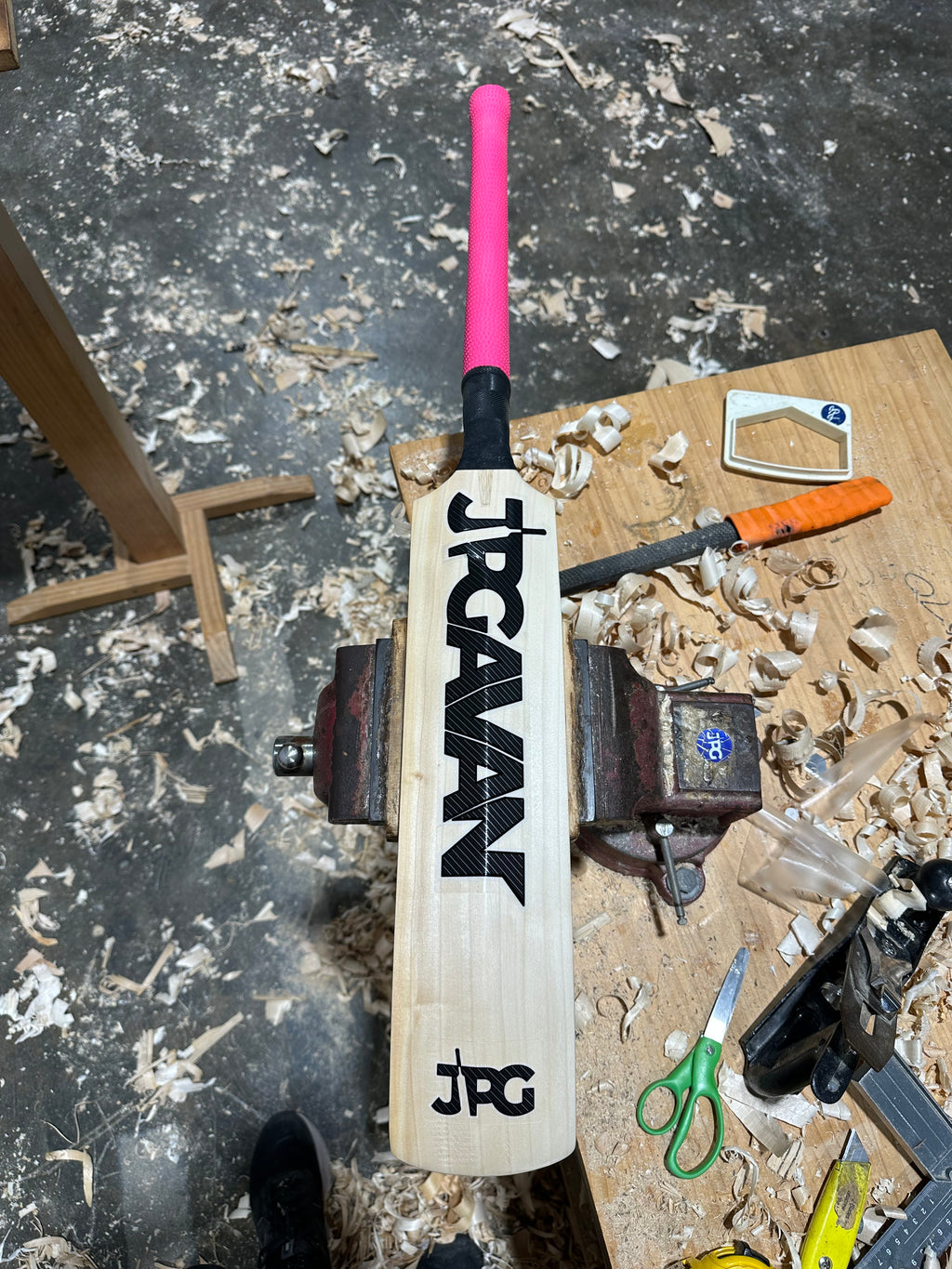 JPGavan Limited Edition Cricket Bat - 550