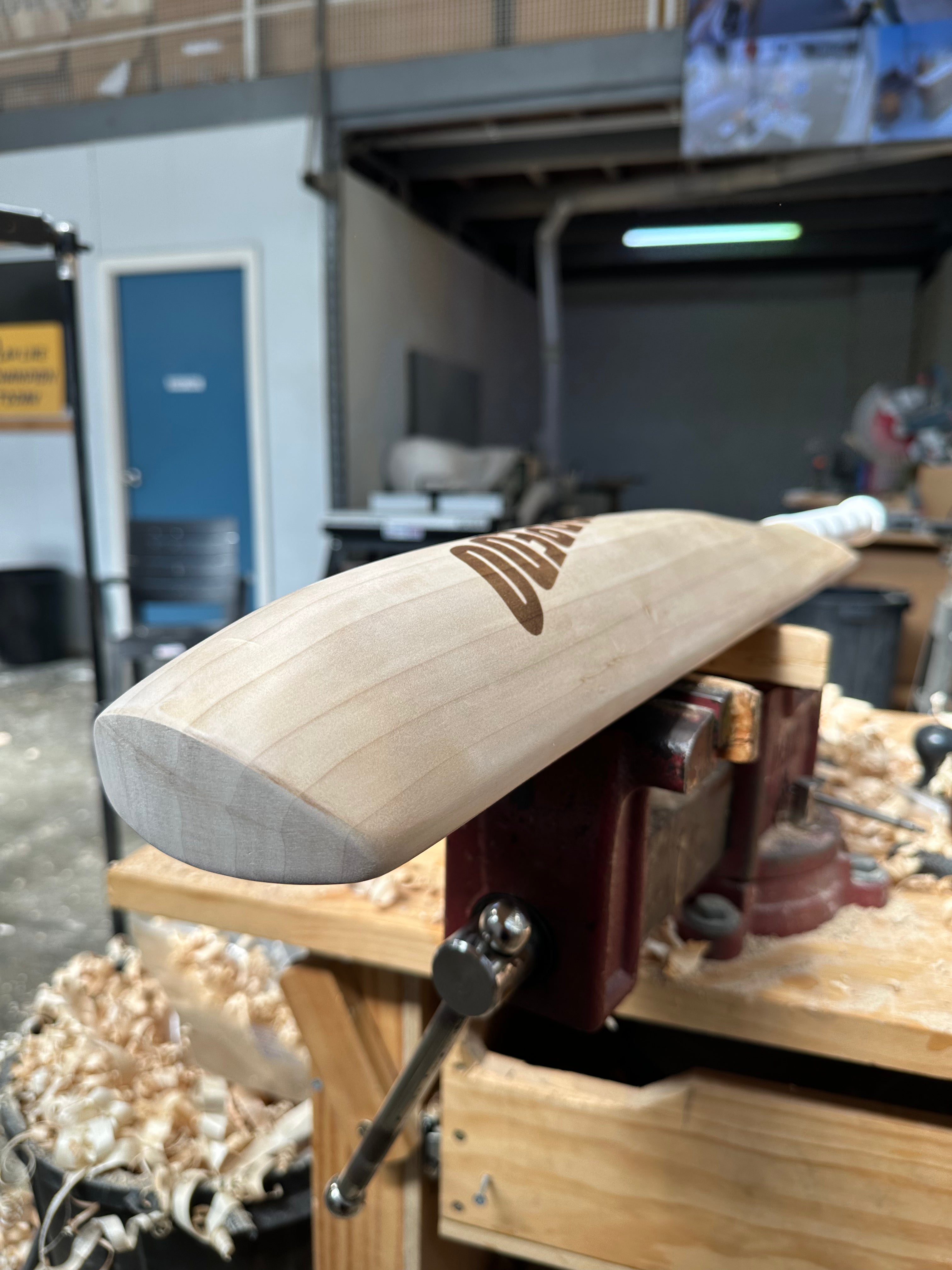 JPGavan Limited Edition Cricket Bat - 563 TORPEDO