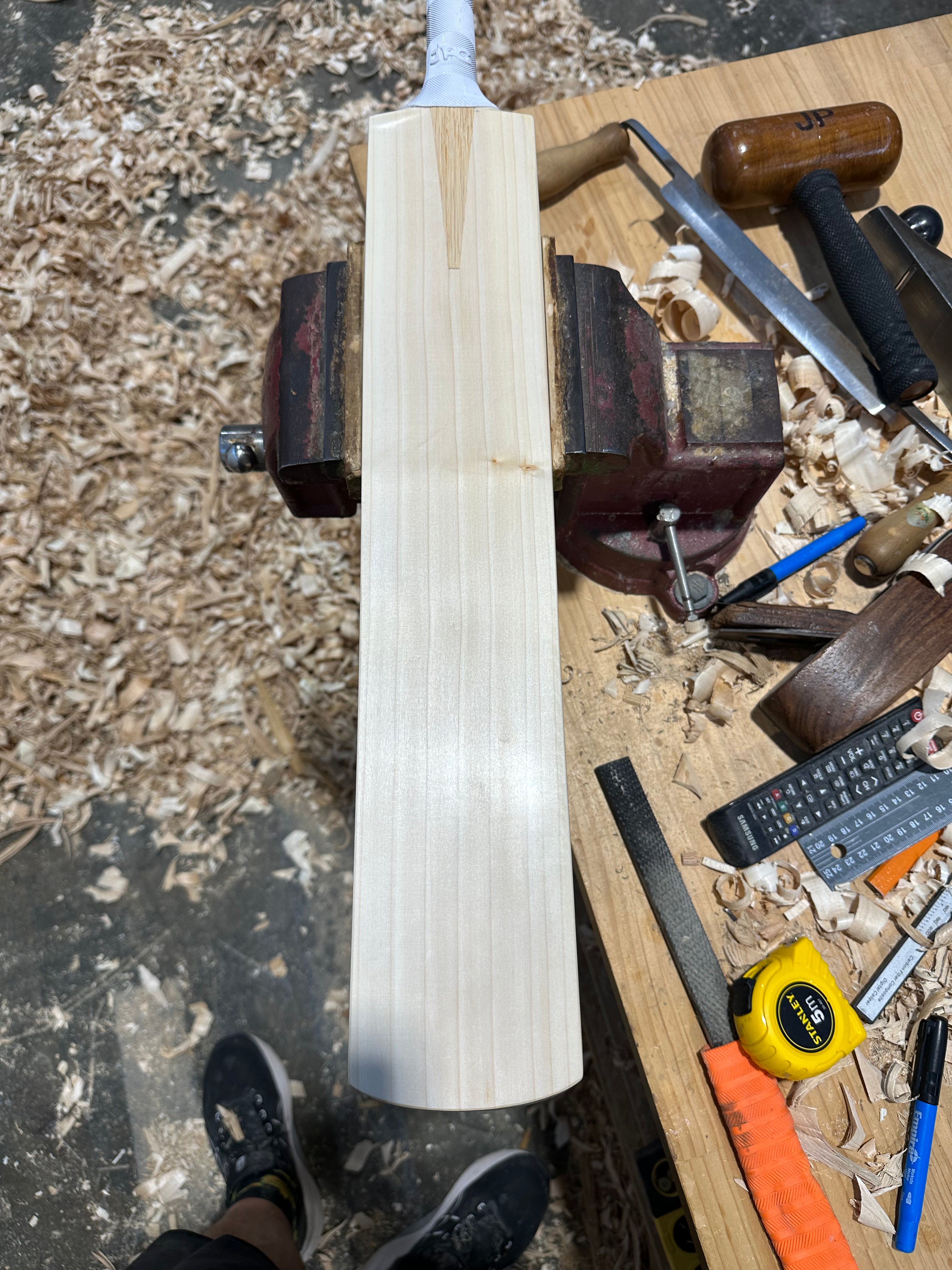 JPGavan Limited Edition Cricket Bat - 216