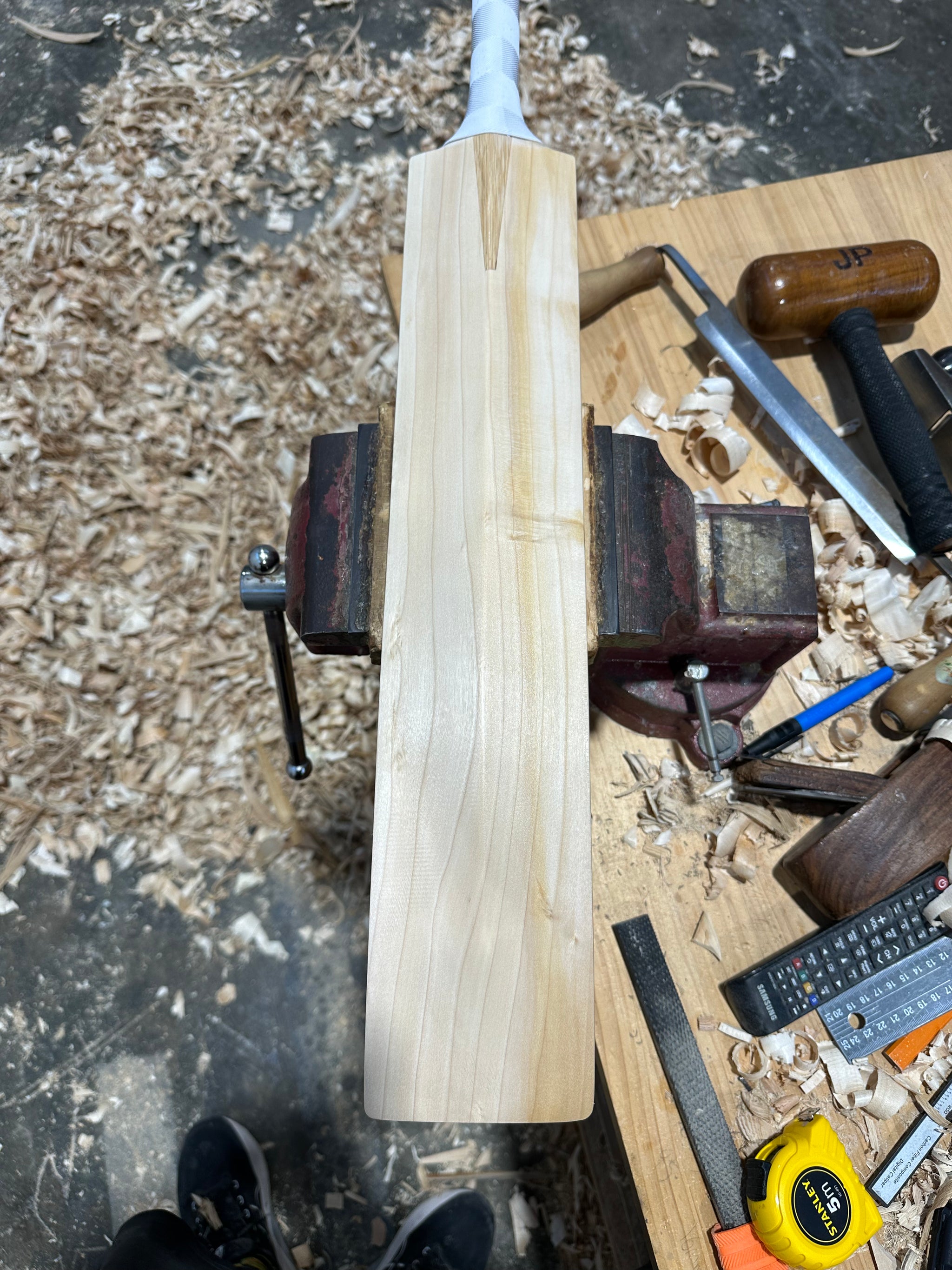 JPGavan Limited Edition Cricket Bat - 219