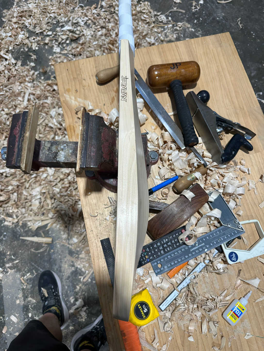 JPGavan Professional Plus Cricket Bat - 221