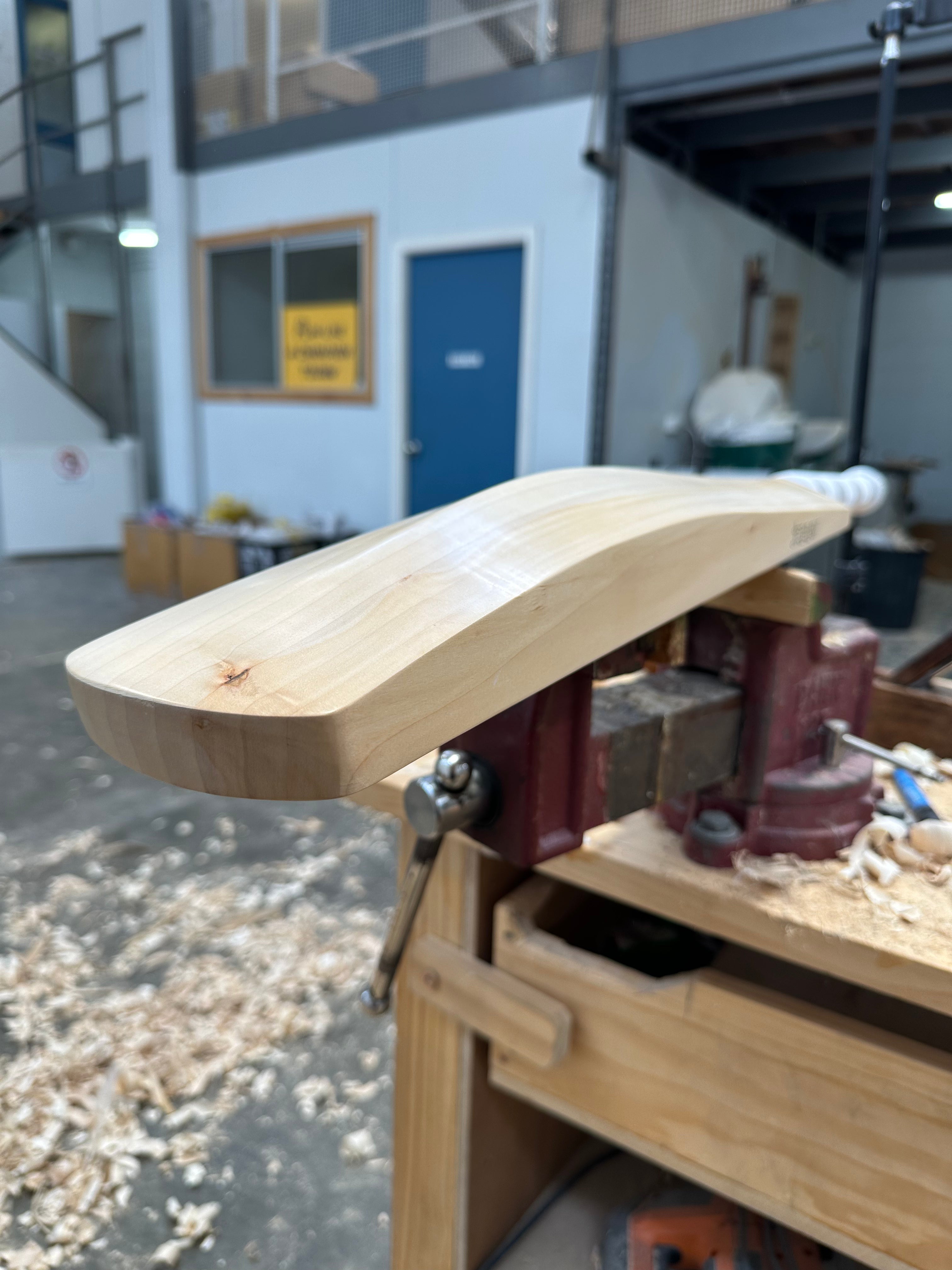 JPGavan Featherblade Cricket Bat - 228