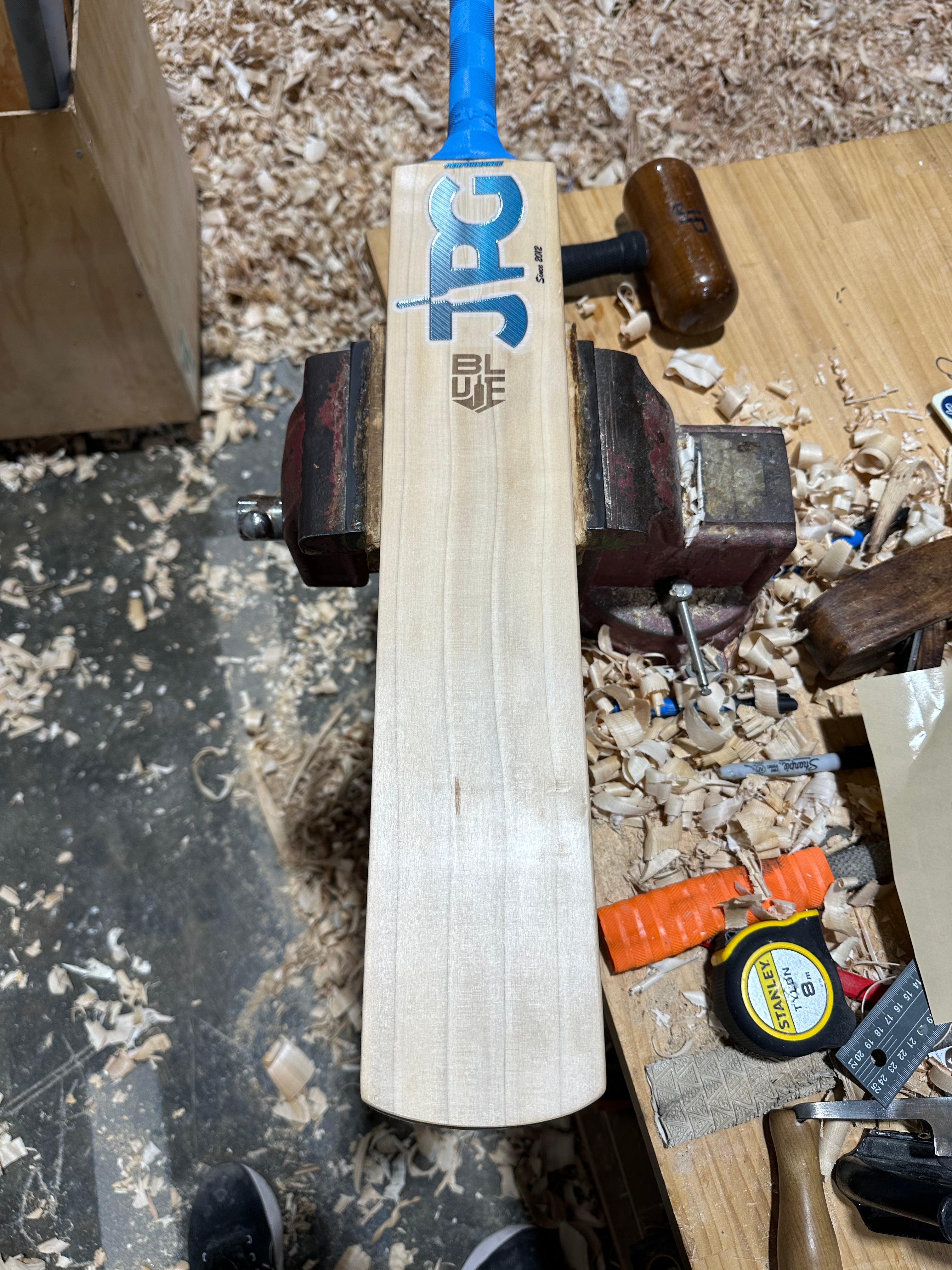 JPGavan Blue Cricket Bat - 240