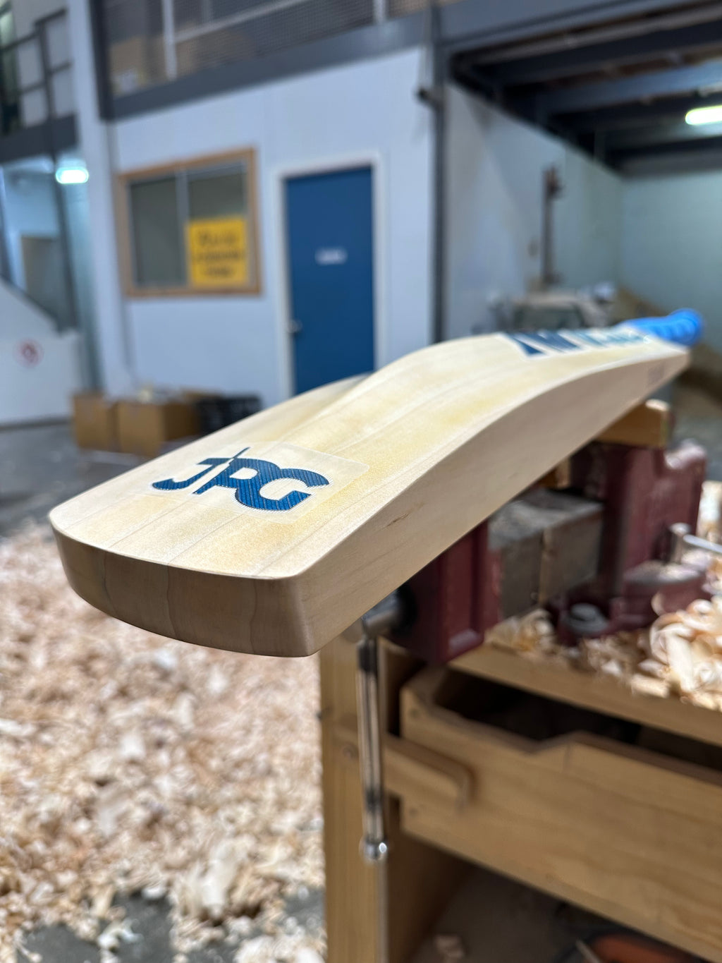 JPGavan Blue Cricket Bat - 240