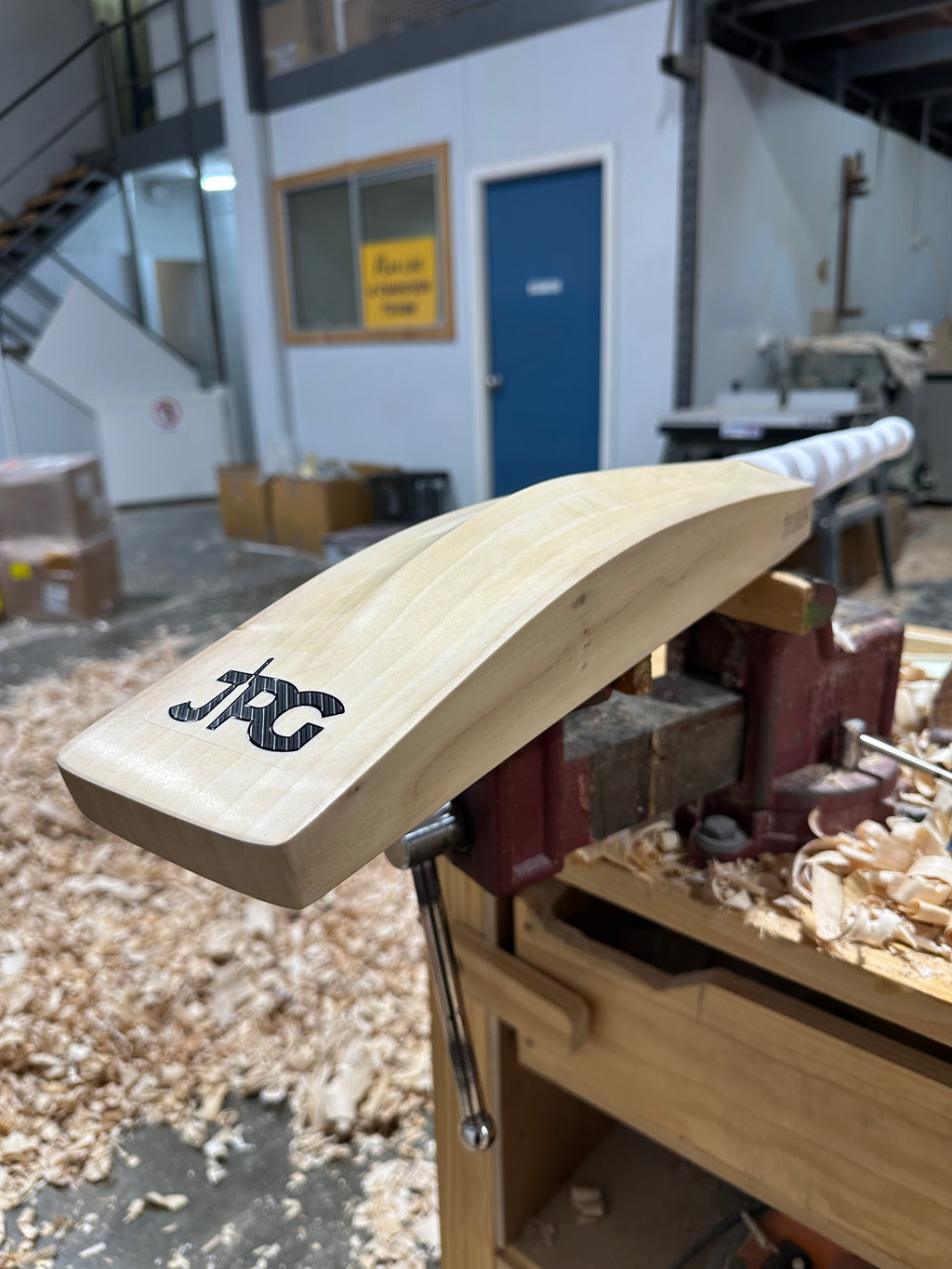 JPGavan Contra Cricket Bat - 242