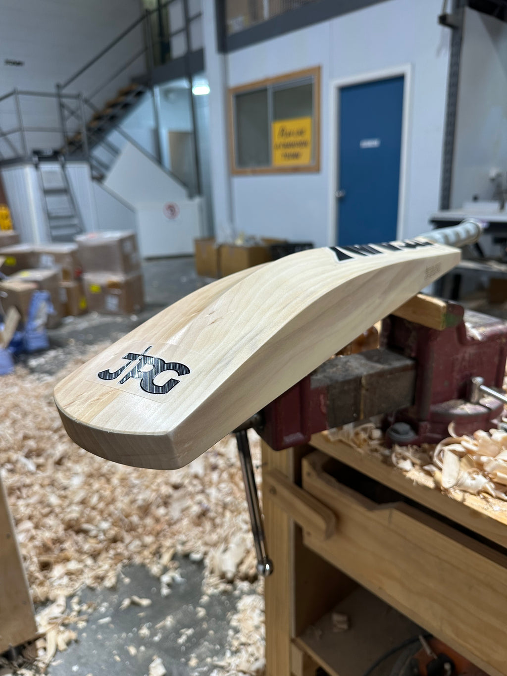 JPGavan Contra Cricket Bat - 243