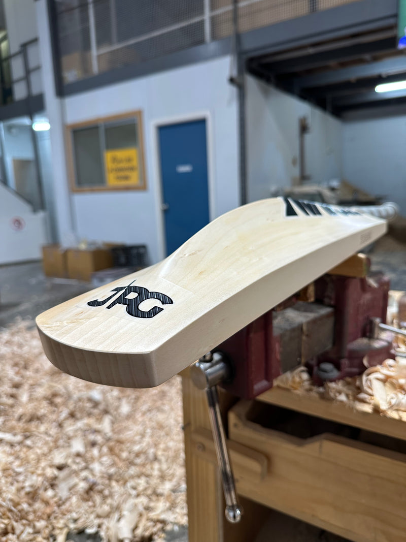 JPGavan Contra Cricket Bat - 245
