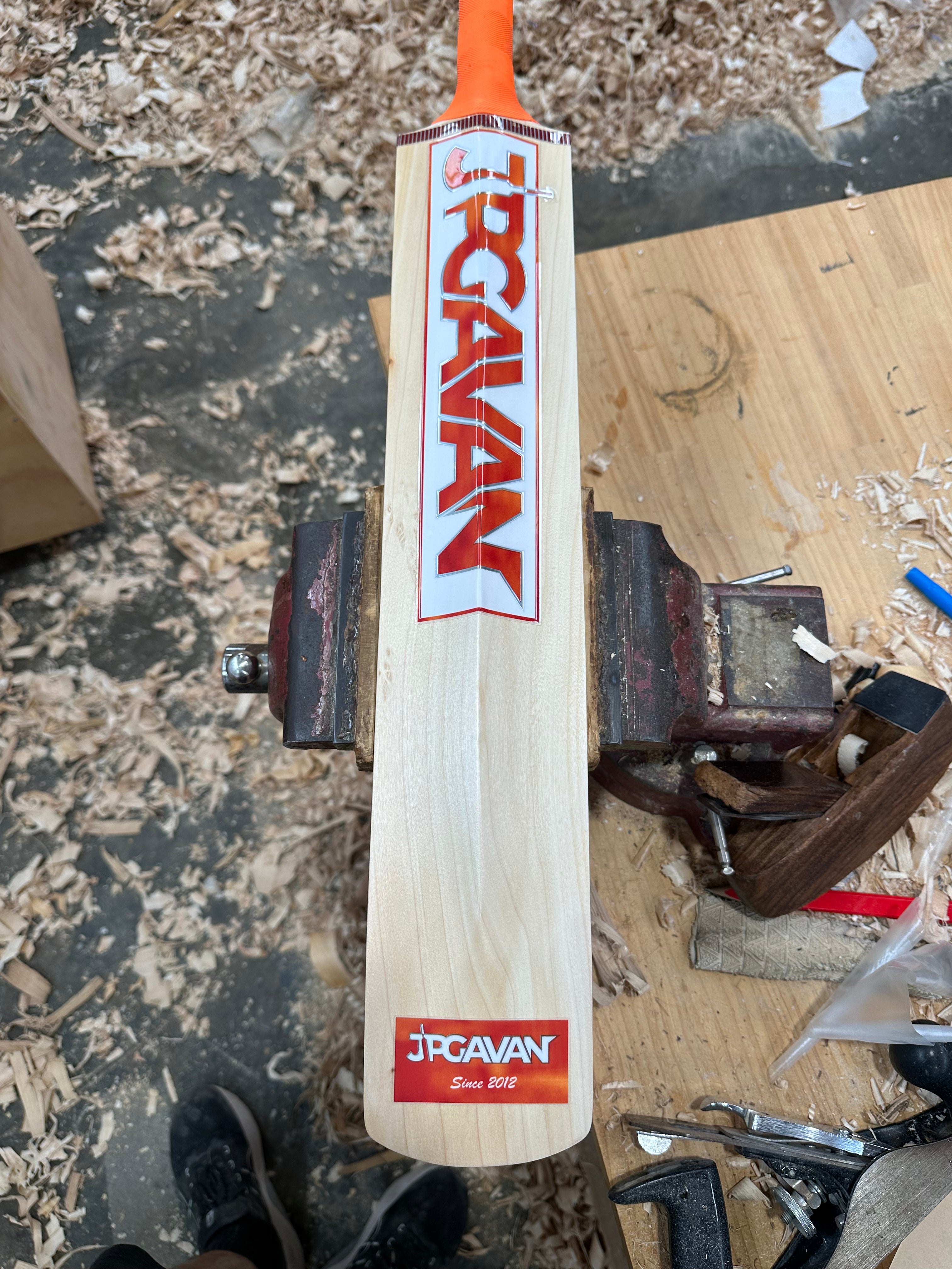 JPGavan Dutch Willow G3 Cricket Bat - 258