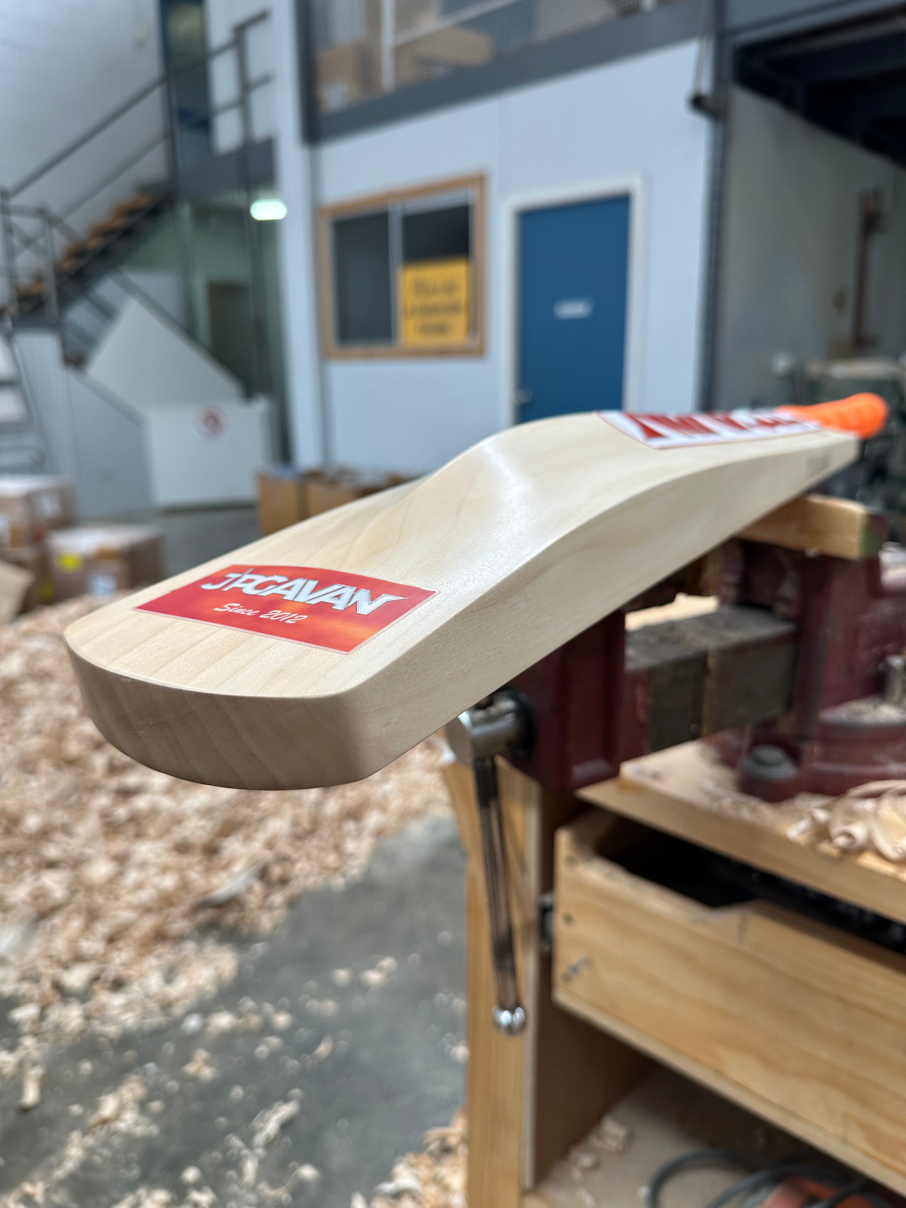 JPGavan Dutch Willow G3 Cricket Bat - 258