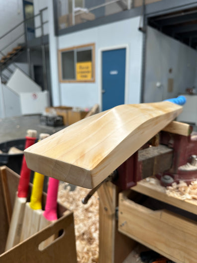 JPGavan Featherblade Cricket Bat - 047