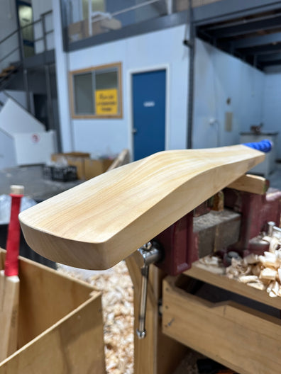 JPGavan Featherblade Cricket Bat - 051