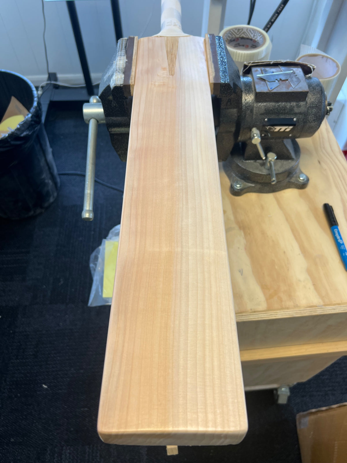 JPGavan Limited Edition Cricket Bat - B015