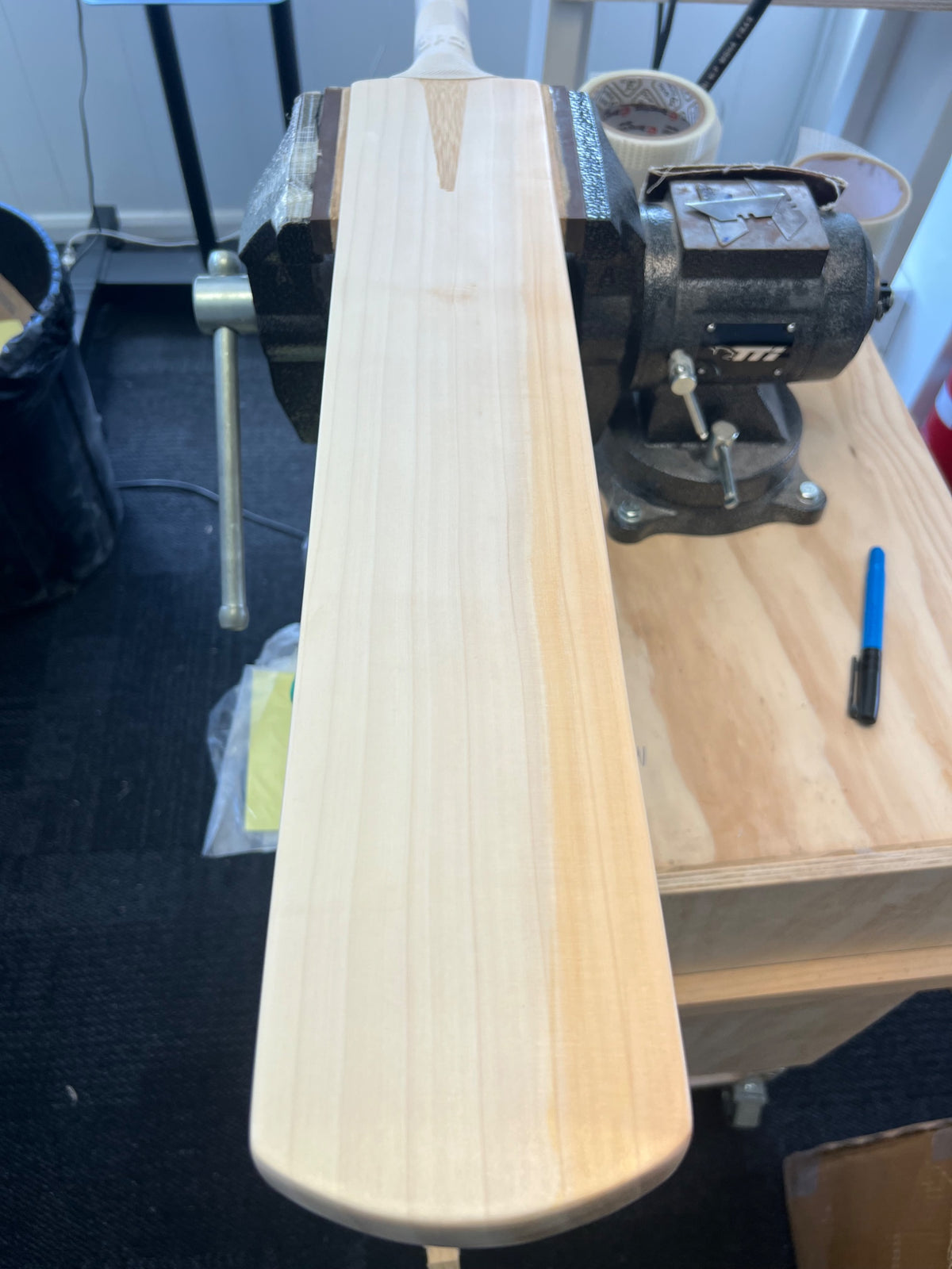 JPGavan Limited Edition Cricket Bat - B016 front