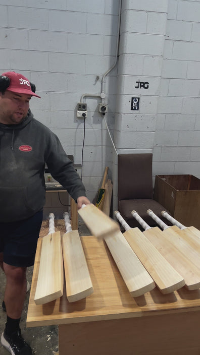 JPGavan Test Cricket Bat - 022