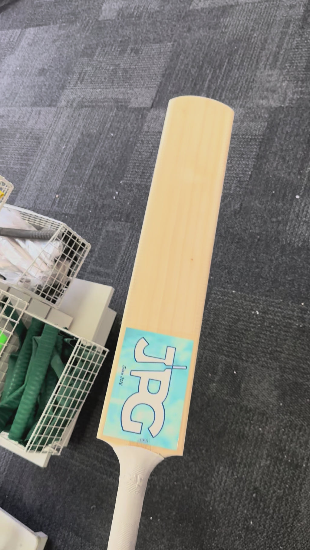 Custom JPGavan Torpedo Cricket Bat
