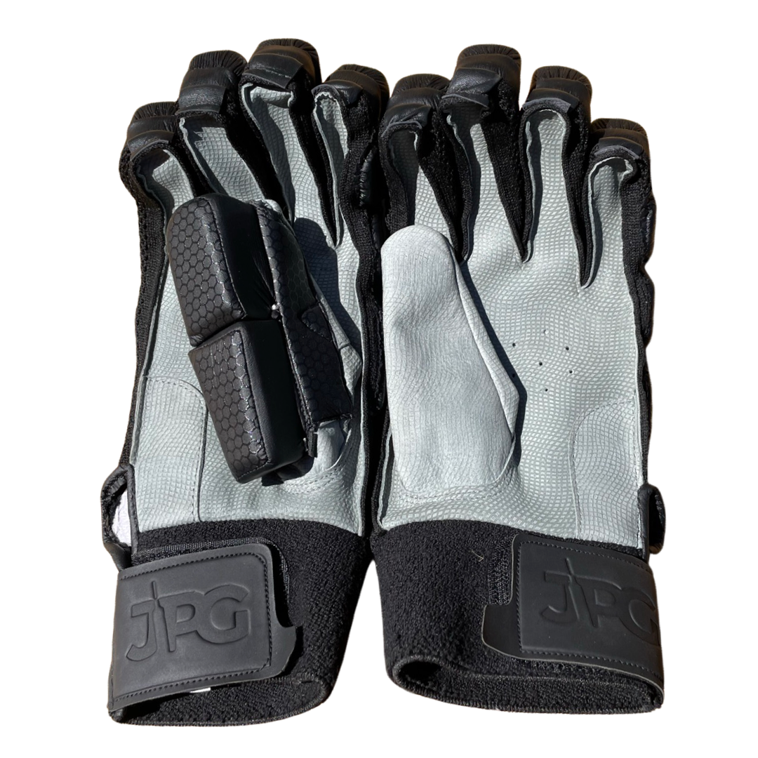 JPGavan Players Cricket Batting Gloves (black)